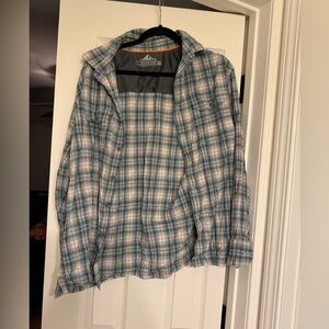 Croft & Barrow Blue and Gray Plaid Shirt L